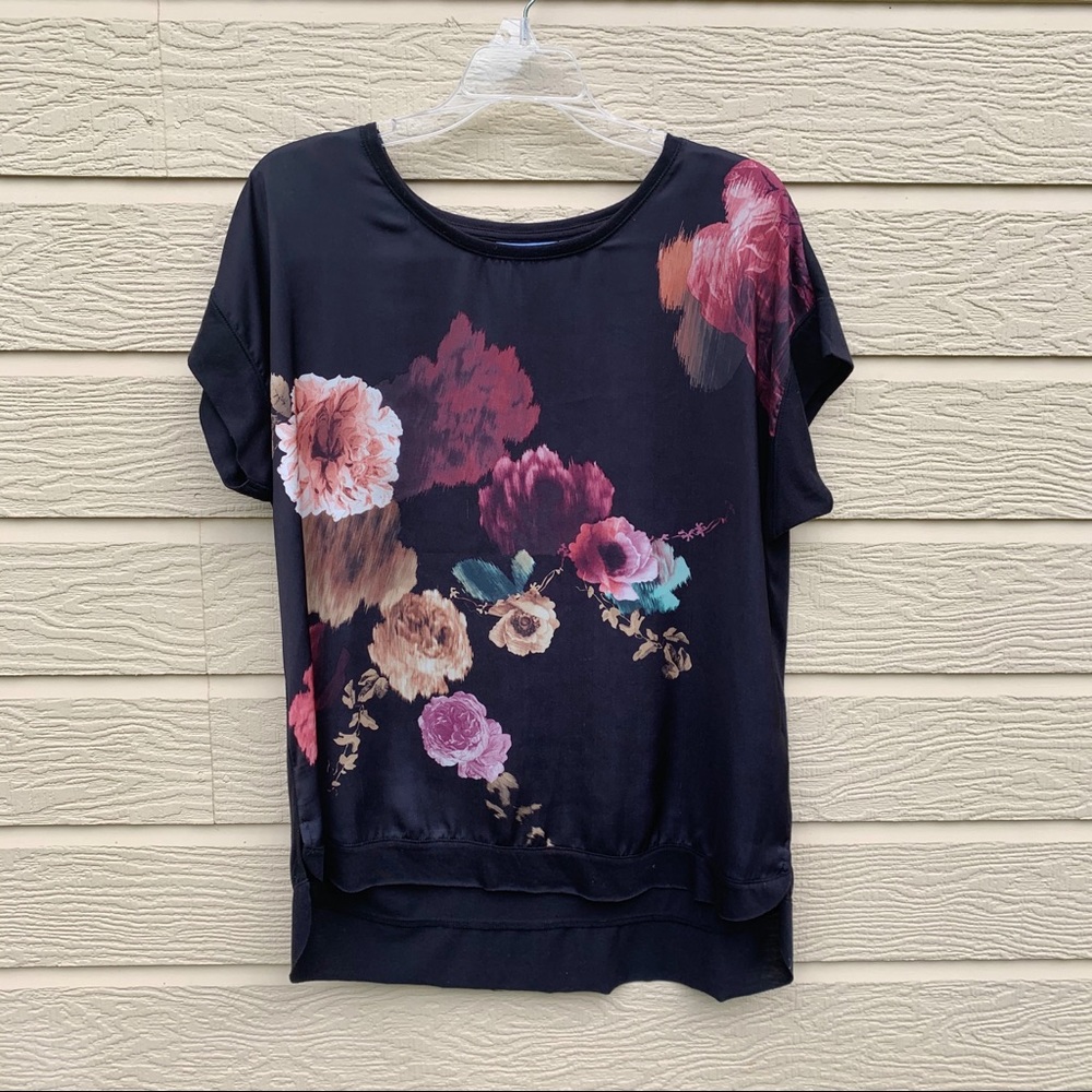 Simply Vera by Vera Wang black floral top
